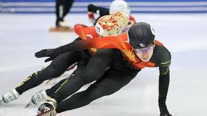 F-16又摔跤了，2025竞是“摔机本命年”，硬是拿了个三连冠